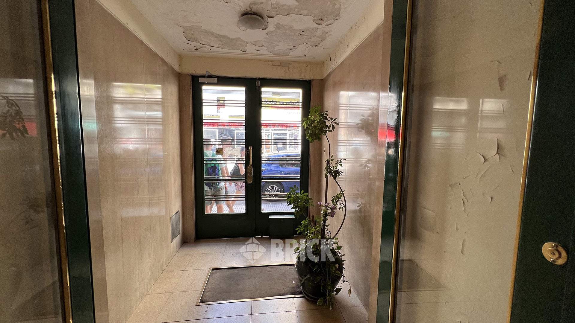 AZCUENAGA al 200 Piso 1 14