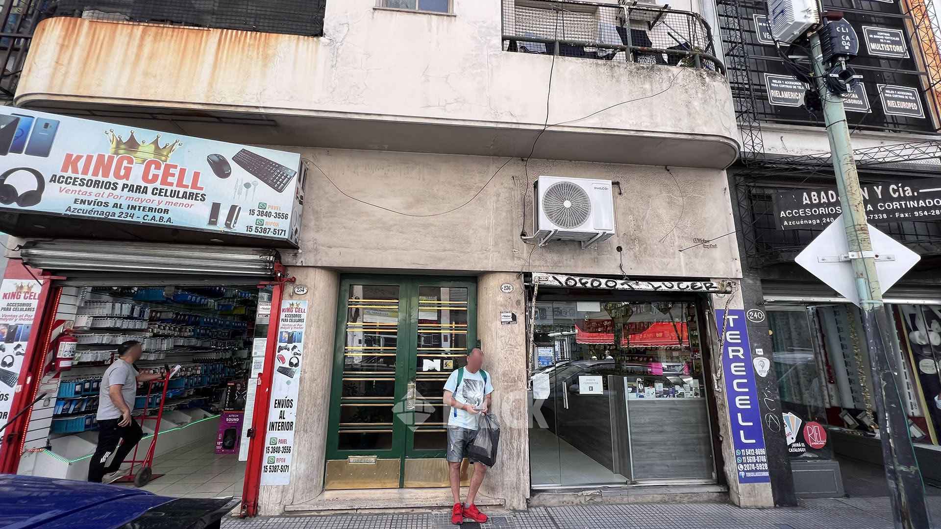 AZCUENAGA al 200 Piso 1 15