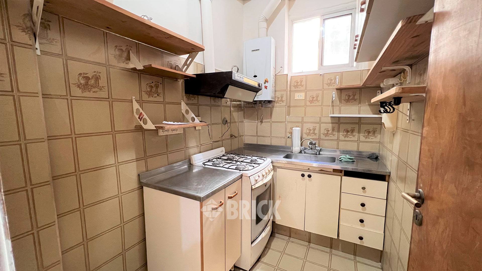 AZCUENAGA al 200 Piso 1 5