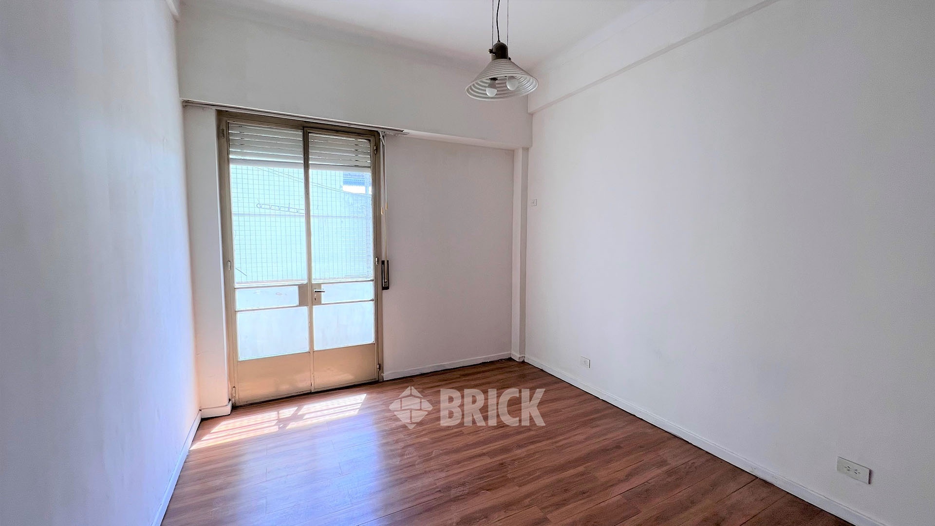 AZCUENAGA al 200 Piso 1 8