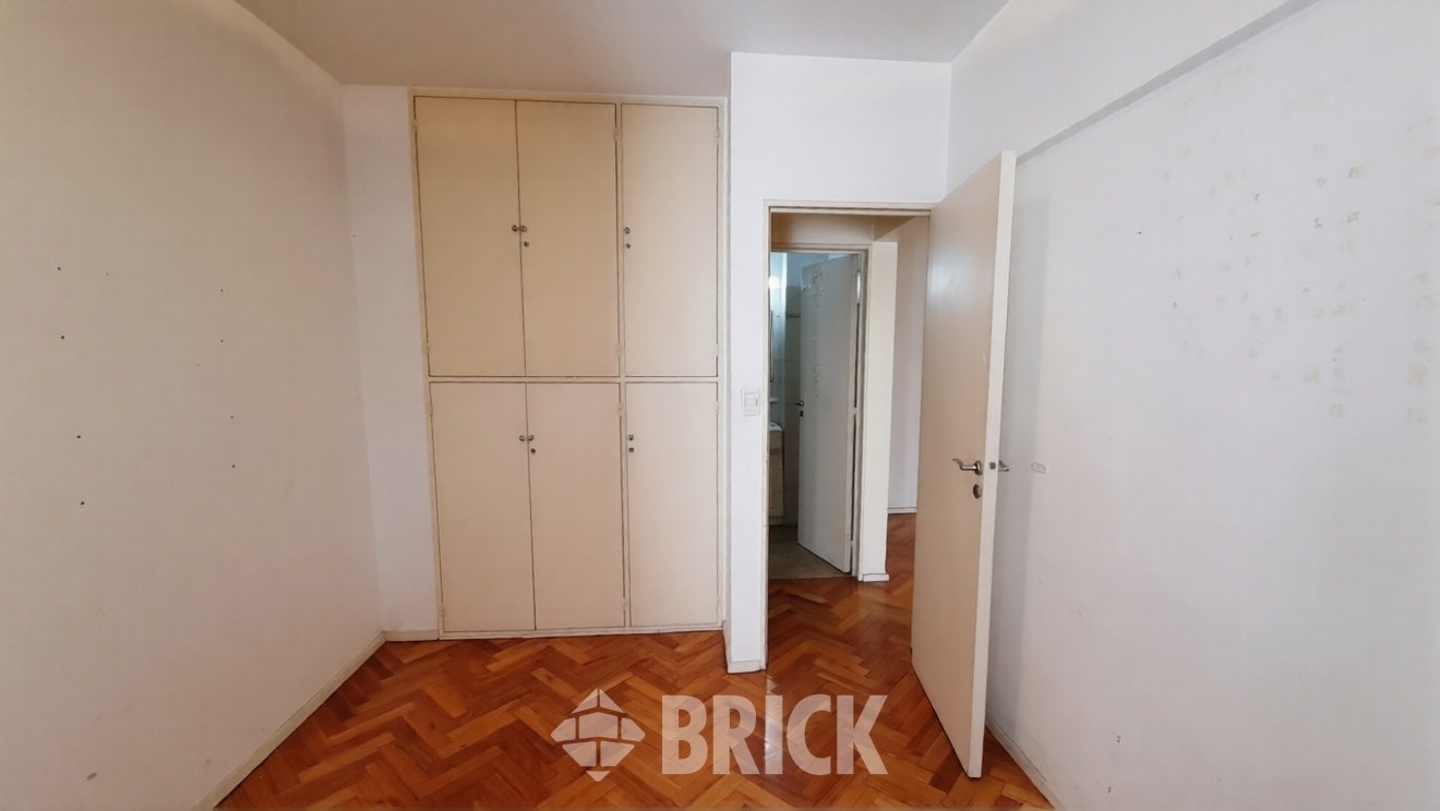 SUIPACHA al 700 Piso 6 10