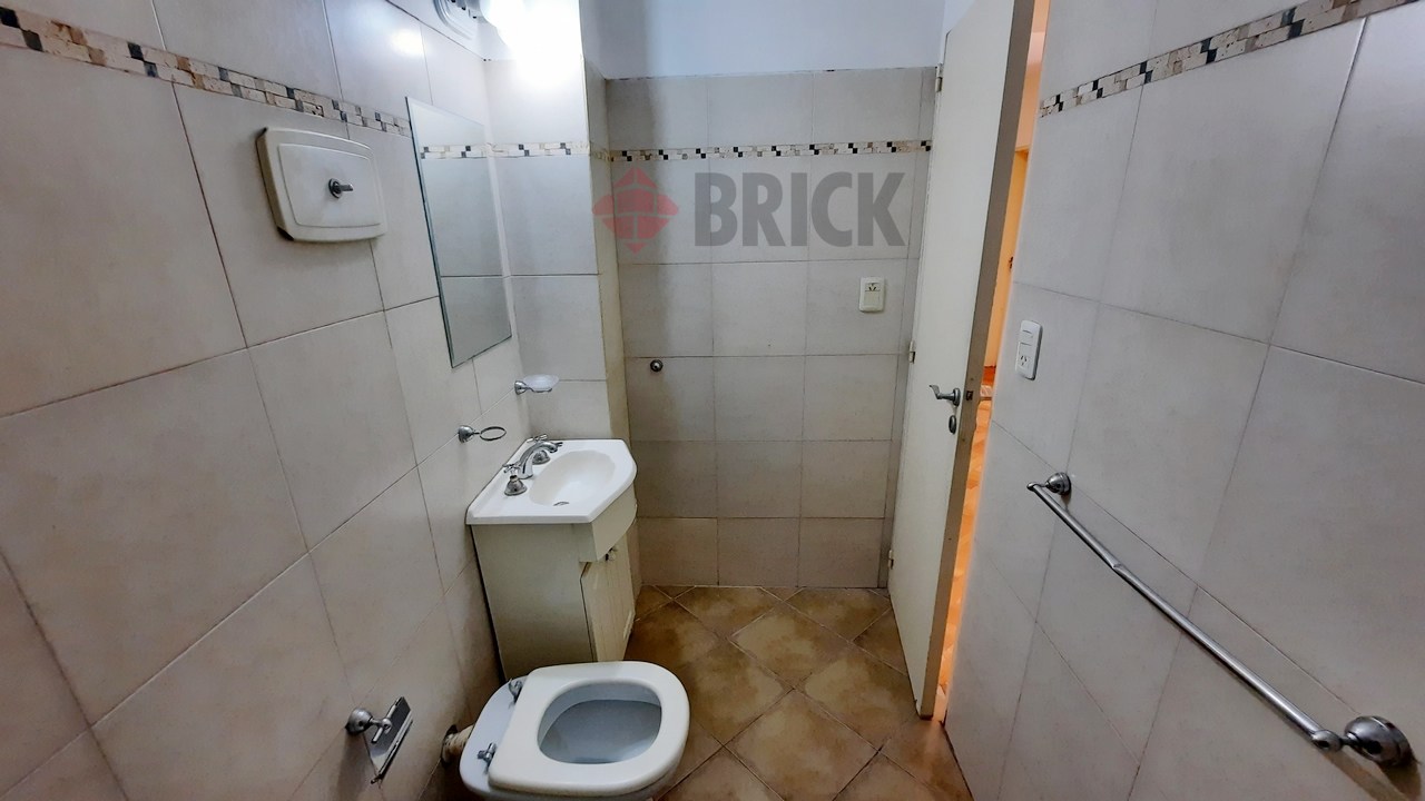 SUIPACHA al 700 Piso 6 13