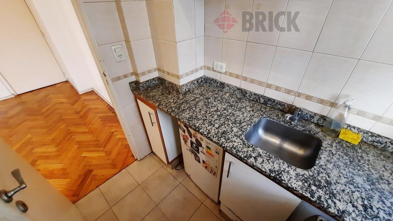 SUIPACHA al 700 Piso 6 16