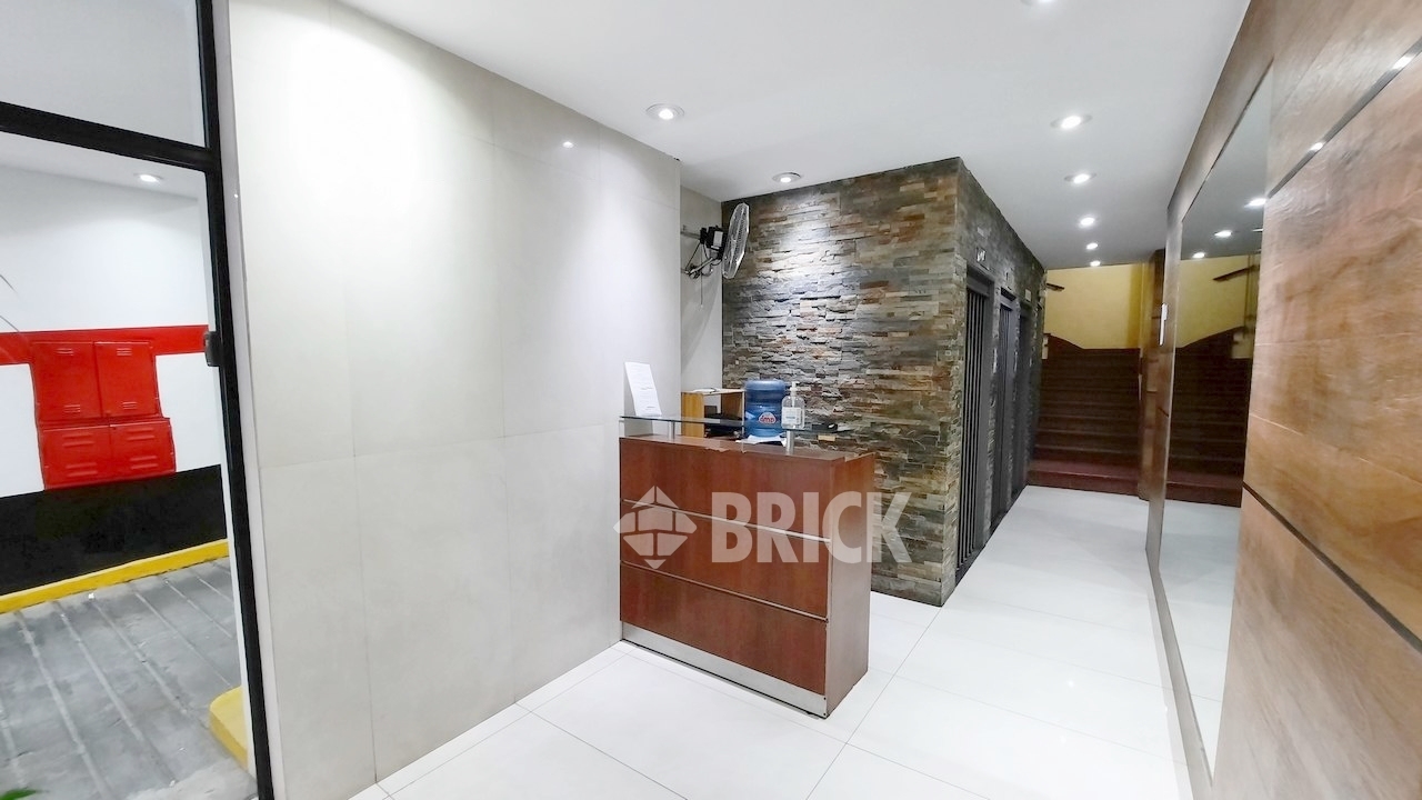 SUIPACHA al 700 Piso 6 18