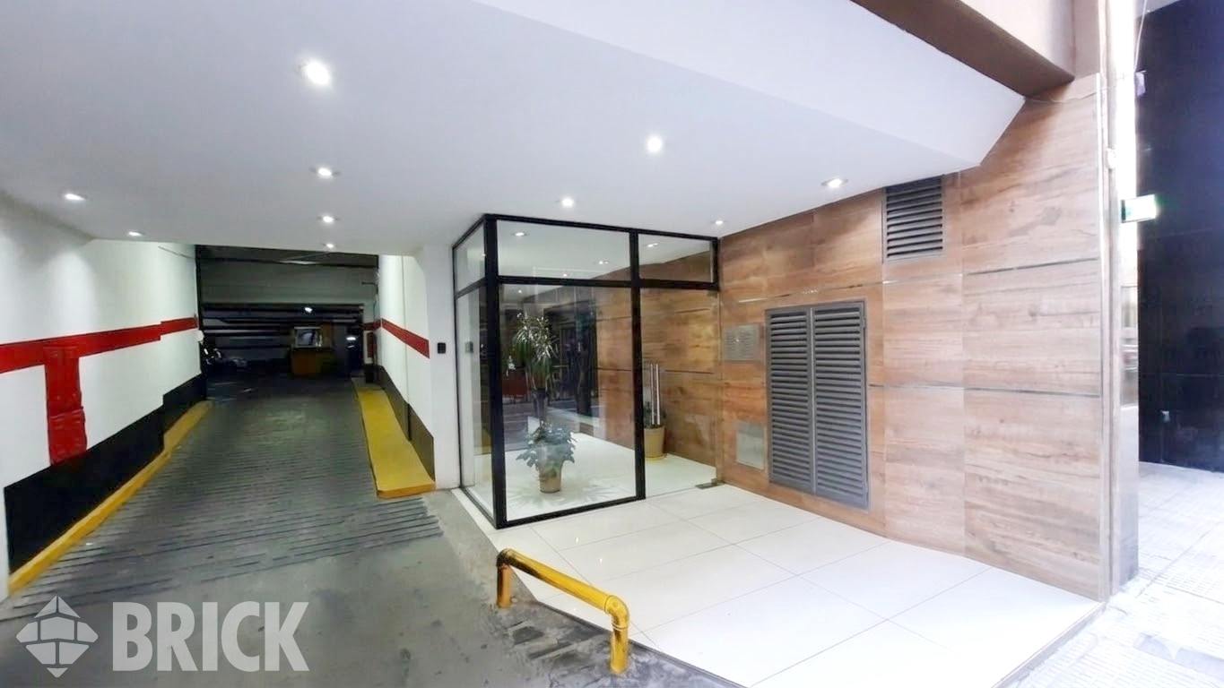 SUIPACHA al 700 Piso 6 19