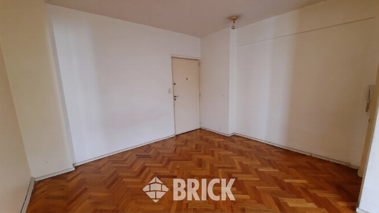 SUIPACHA al 700 Piso 6 6