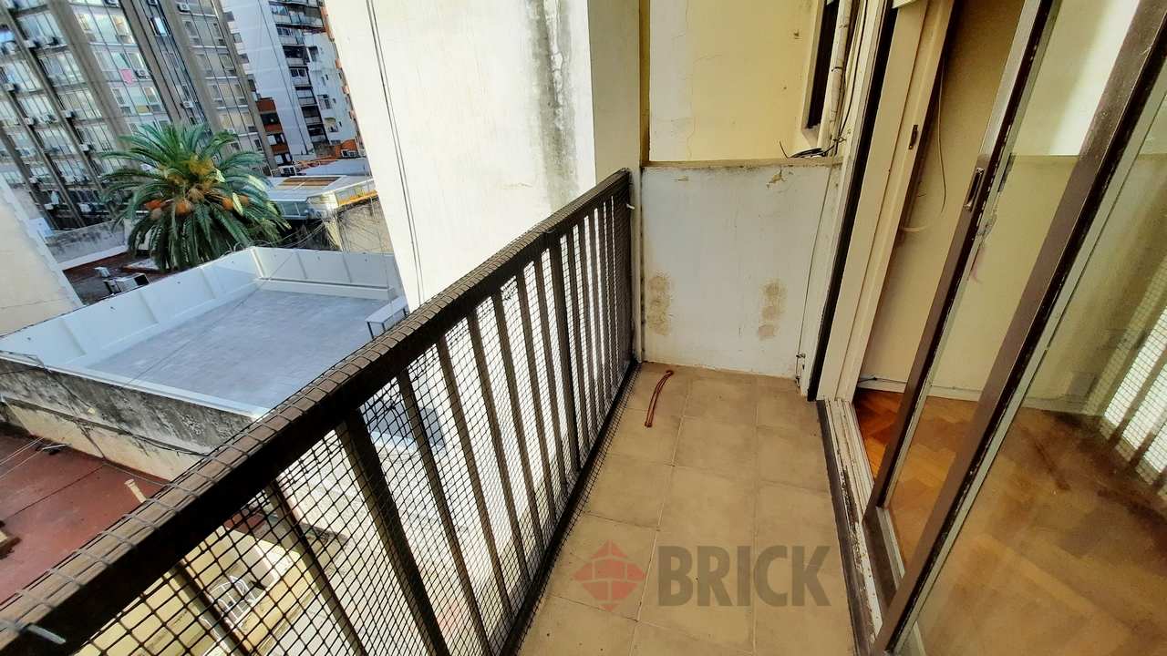 SUIPACHA al 700 Piso 6 8