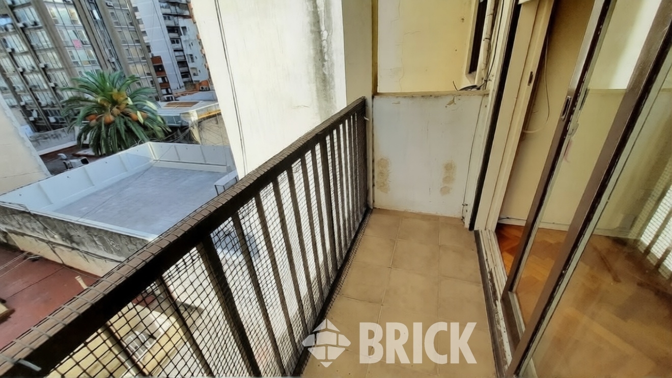 SUIPACHA al 700 Piso 6 8