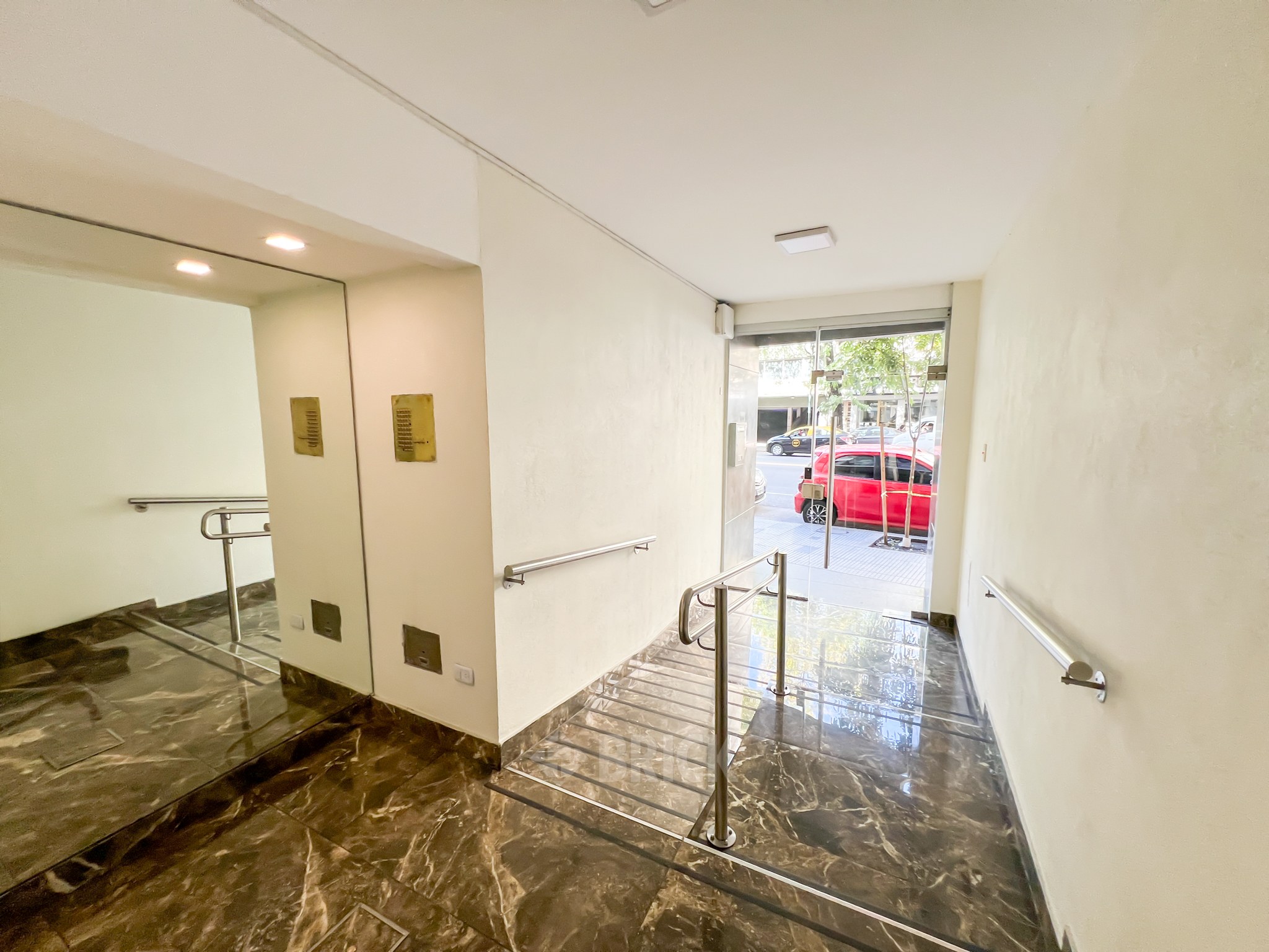 SCALABRINI ORTIZ, RAUL, AV. al 2300 Piso 1 13