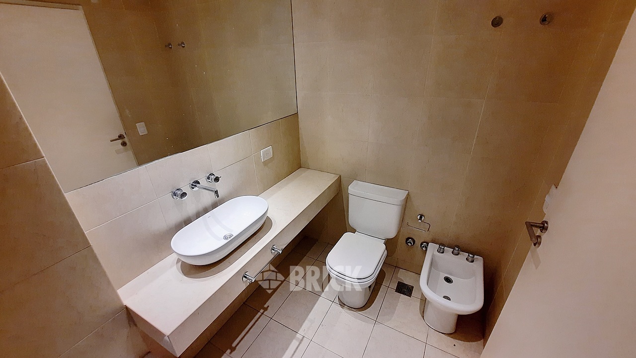 REPETTO, NICOLAS al 1000 Piso 2 17