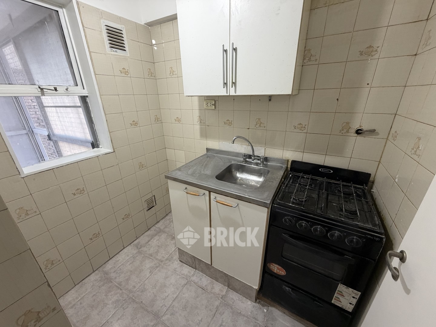 LA RIOJA al 100 Piso 7 12