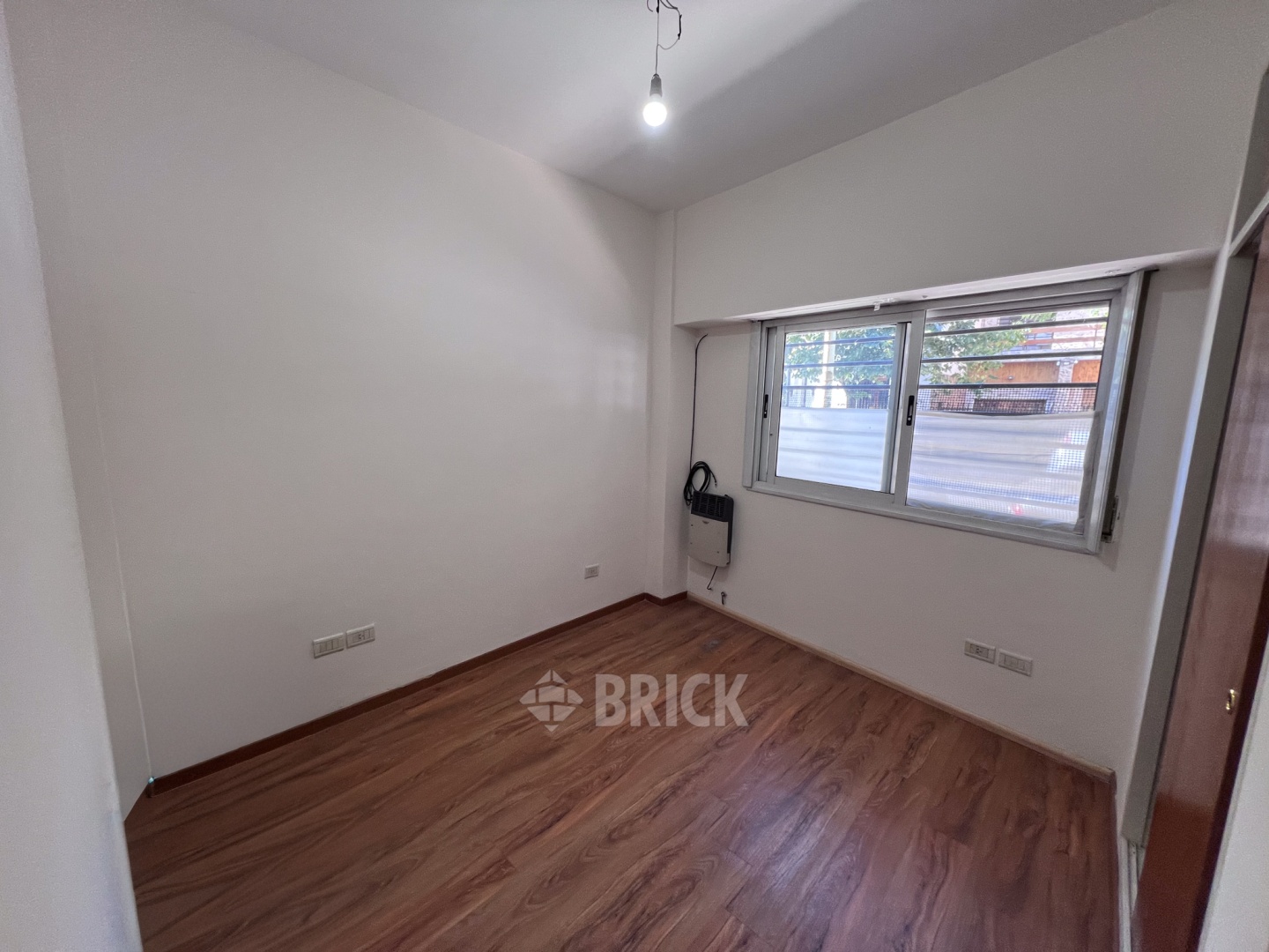 TRELLES, MANUEL al 600 Piso PB 9