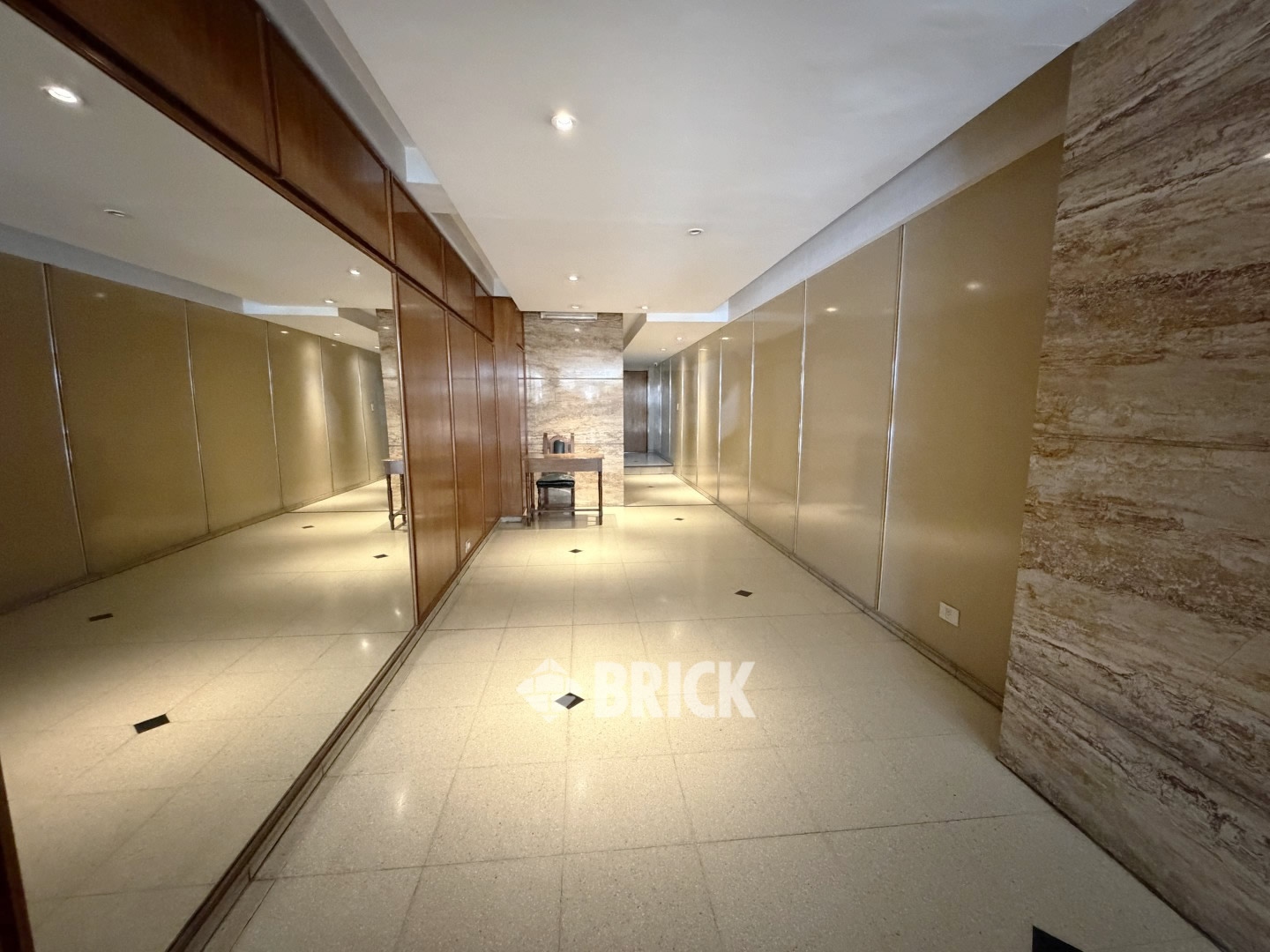 LARREA al 1000 Piso 12 21