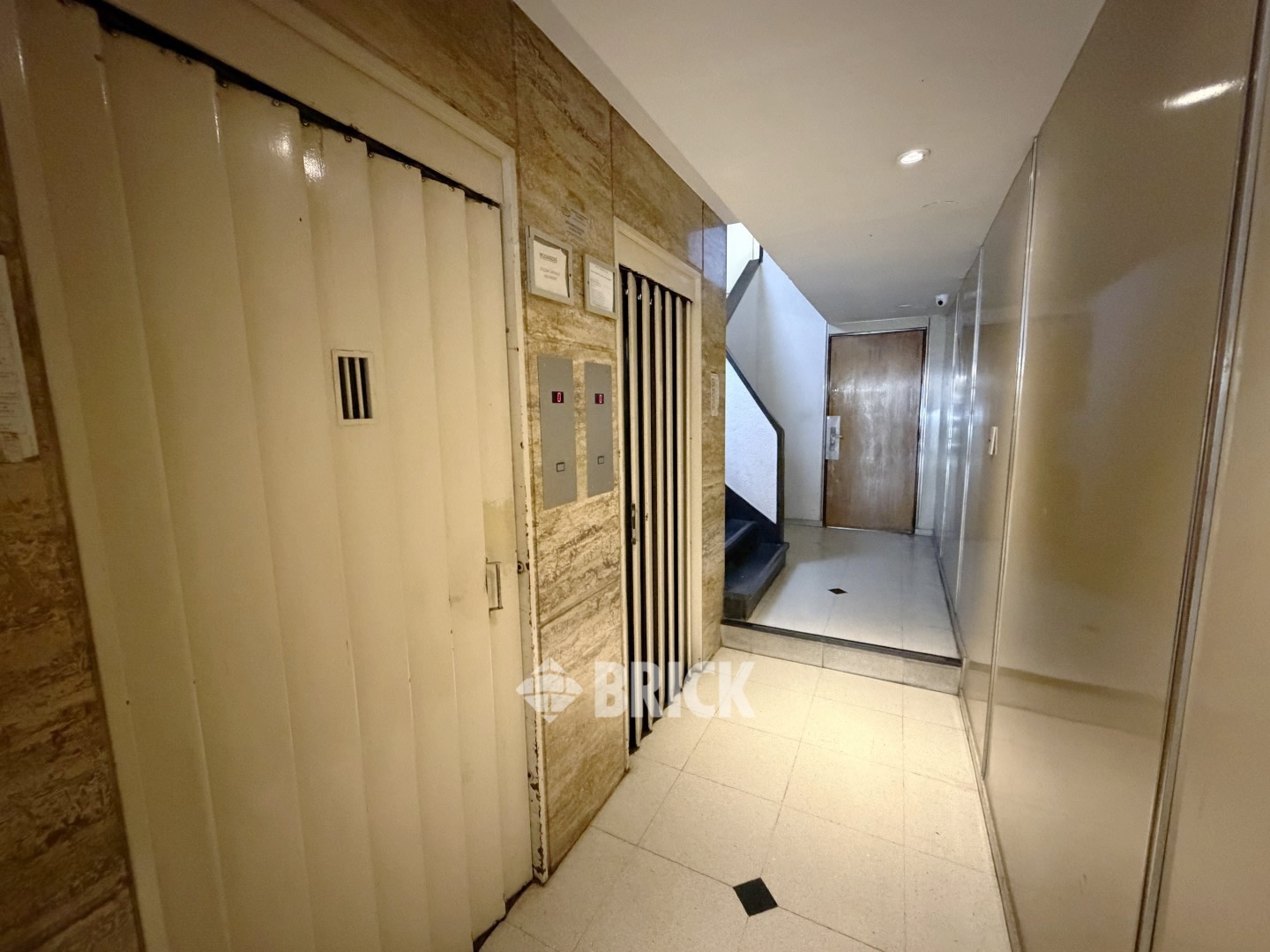 LARREA al 1000 Piso 12 22