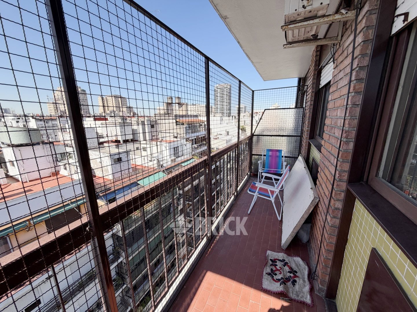 LARREA al 1000 Piso 12 9