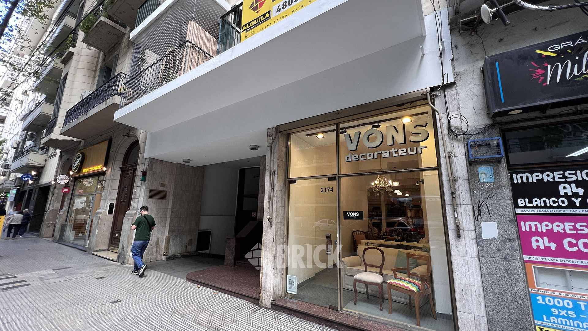LAS HERAS, AV. al 2100 Piso 1 17