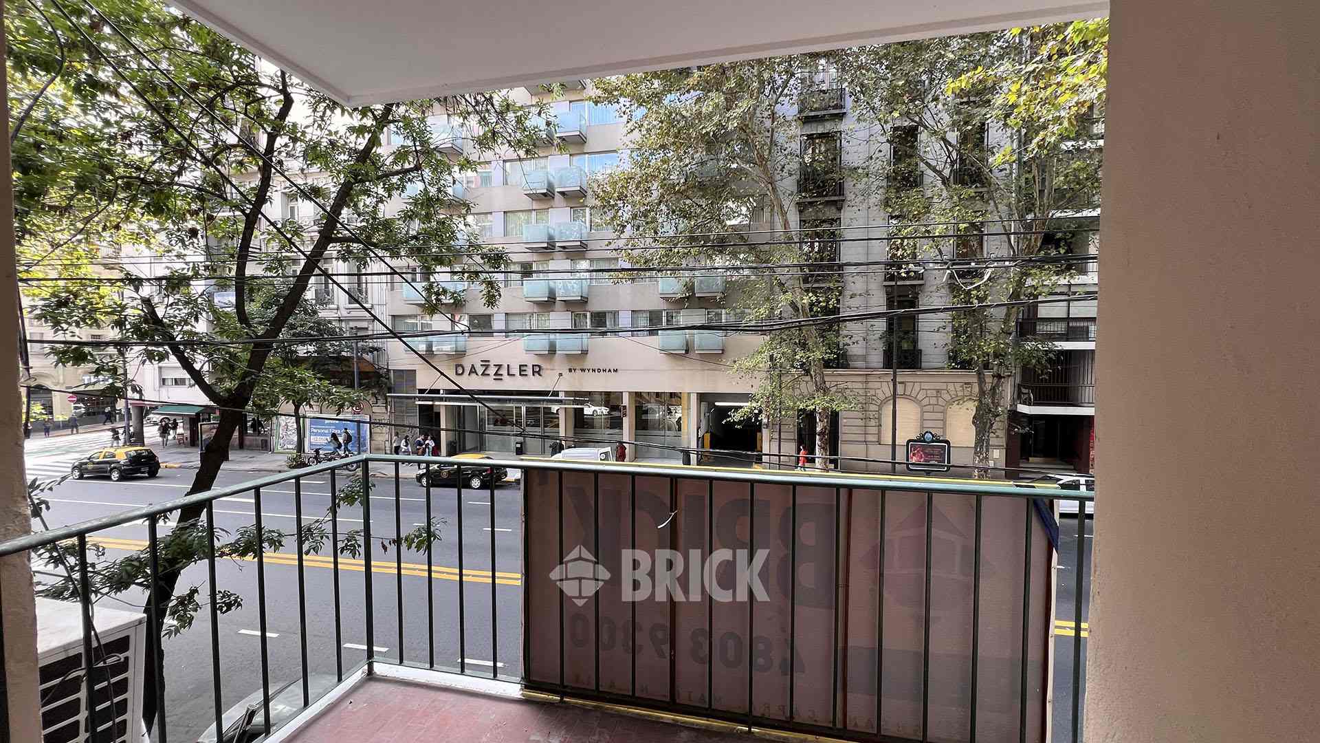 LAS HERAS, AV. al 2100 Piso 1 6