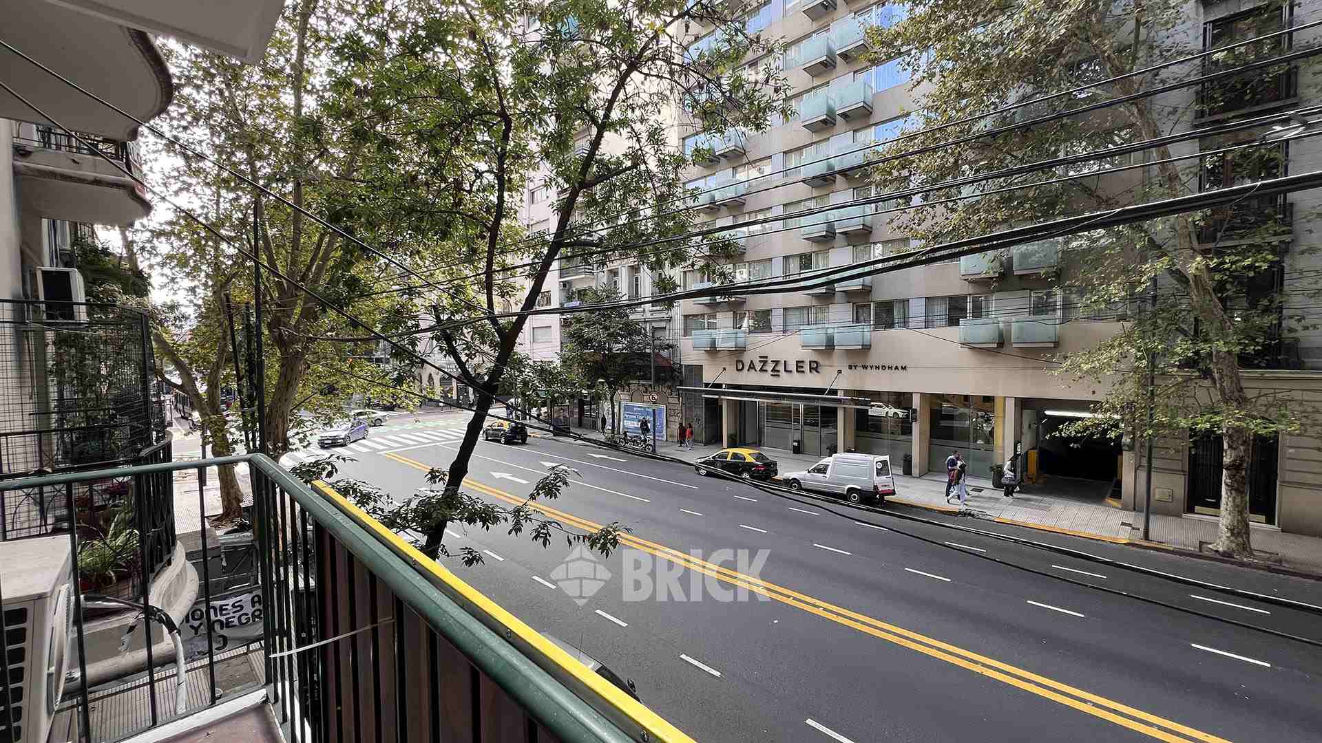 LAS HERAS, AV. al 2100 Piso 1 8