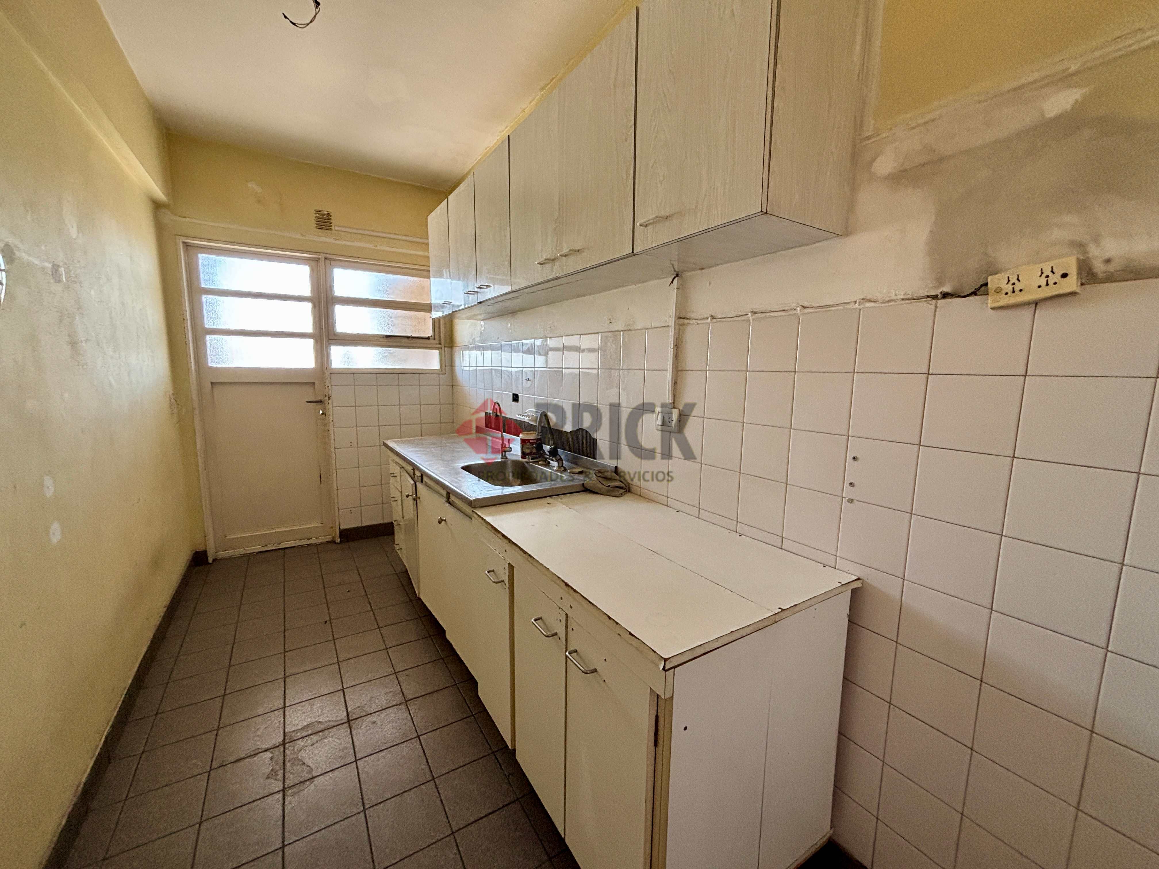 MAIPU al 4400 Piso 7 6