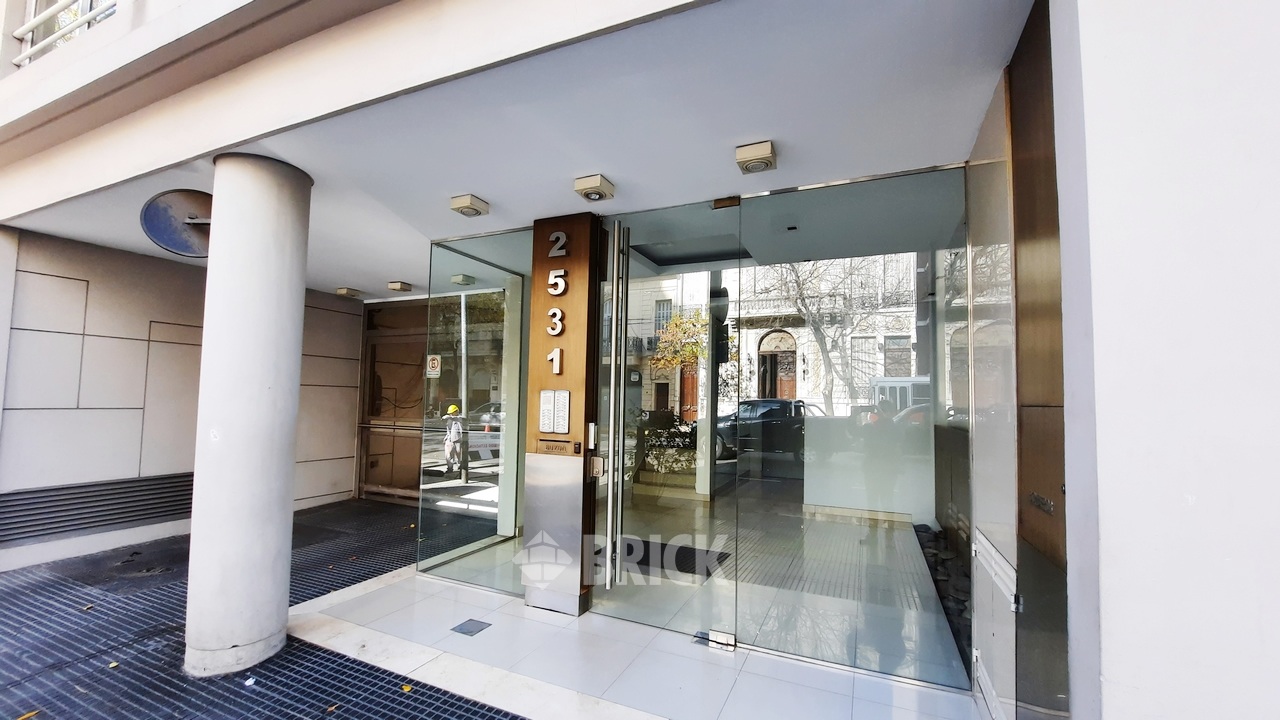 INDEPENDENCIA, AV. al 2500 Piso 7 36