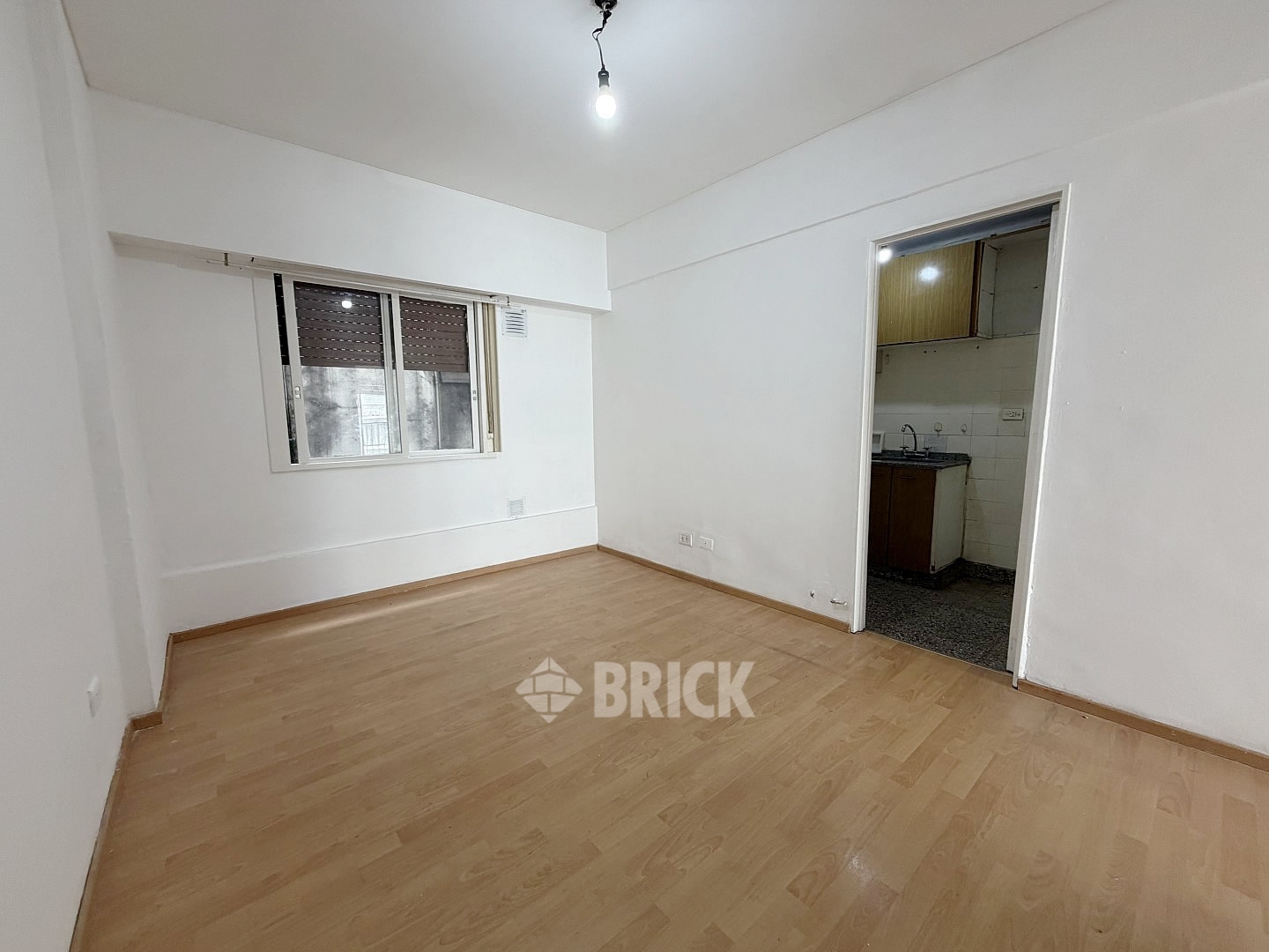 RIVADAVIA, AV. al 3400 Piso 5 1