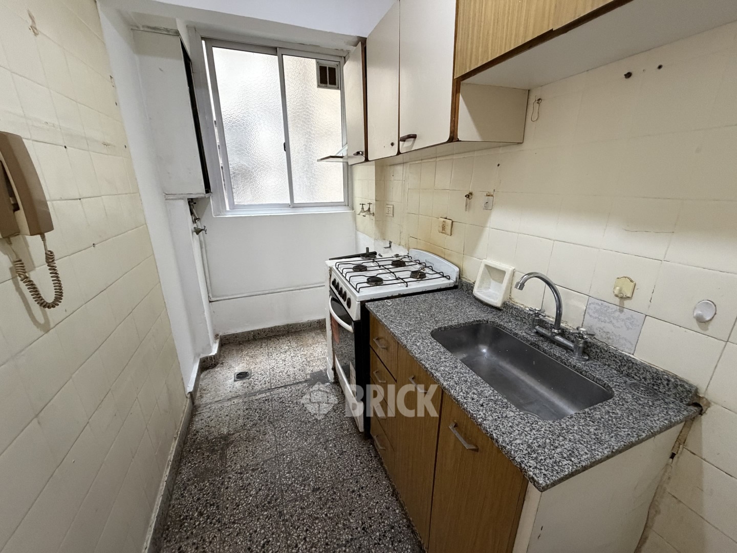 RIVADAVIA, AV. al 3400 Piso 5 17