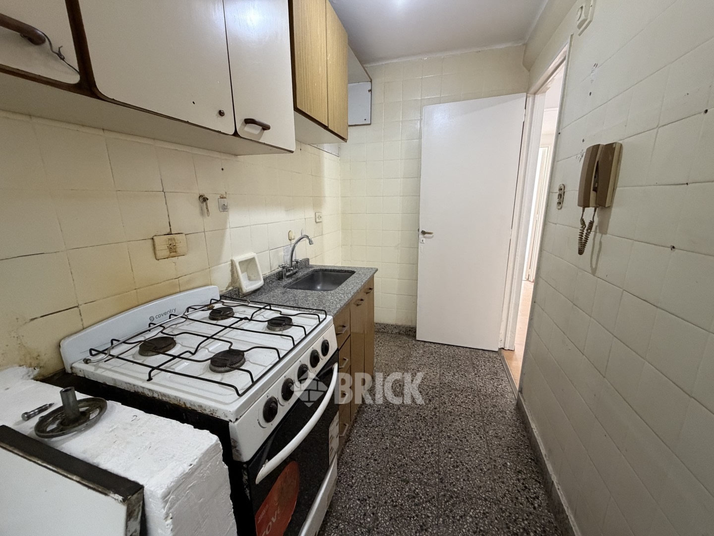 RIVADAVIA, AV. al 3400 Piso 5 19