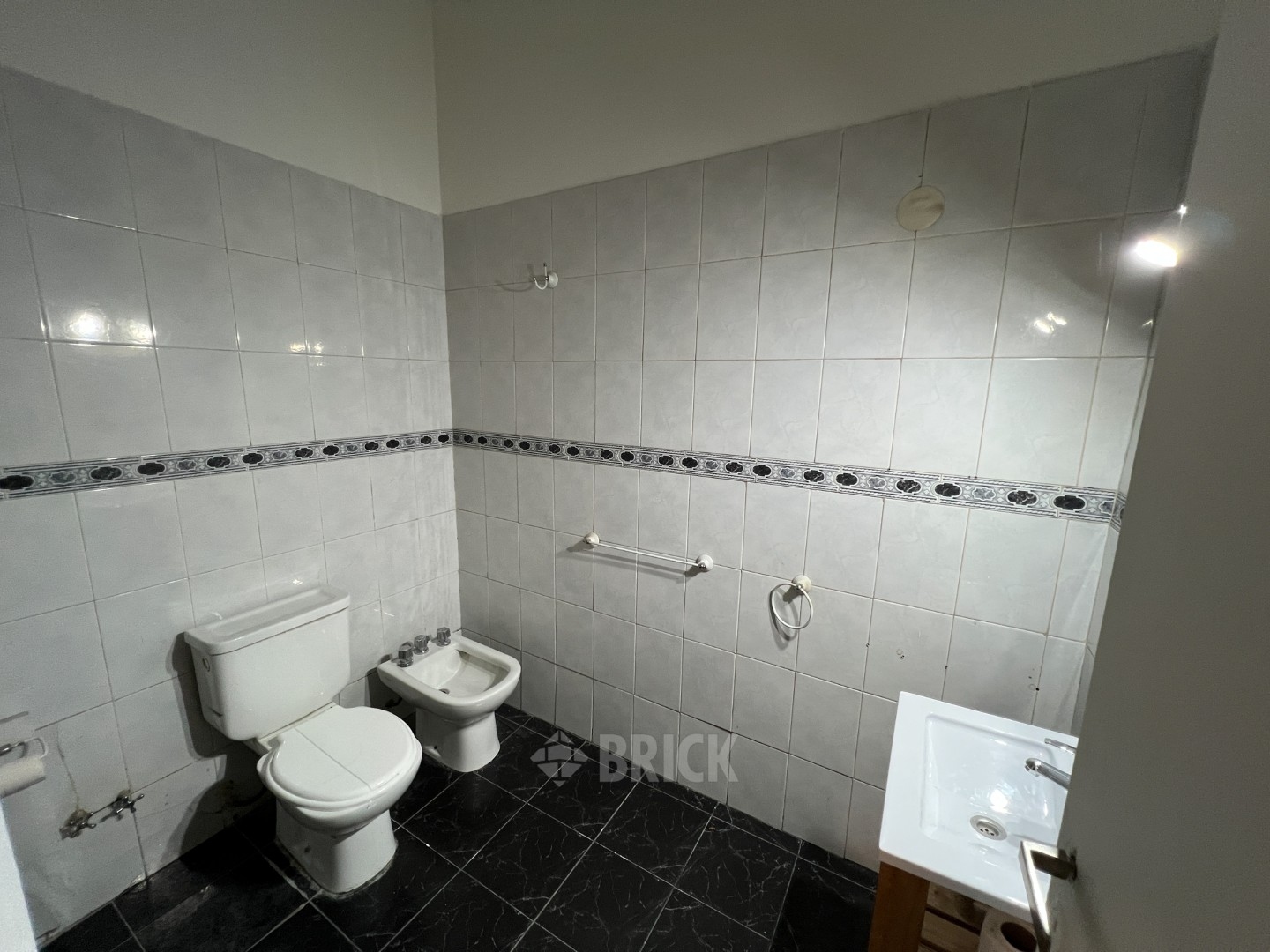 BOYACA, AV. al 200 Piso PB 7