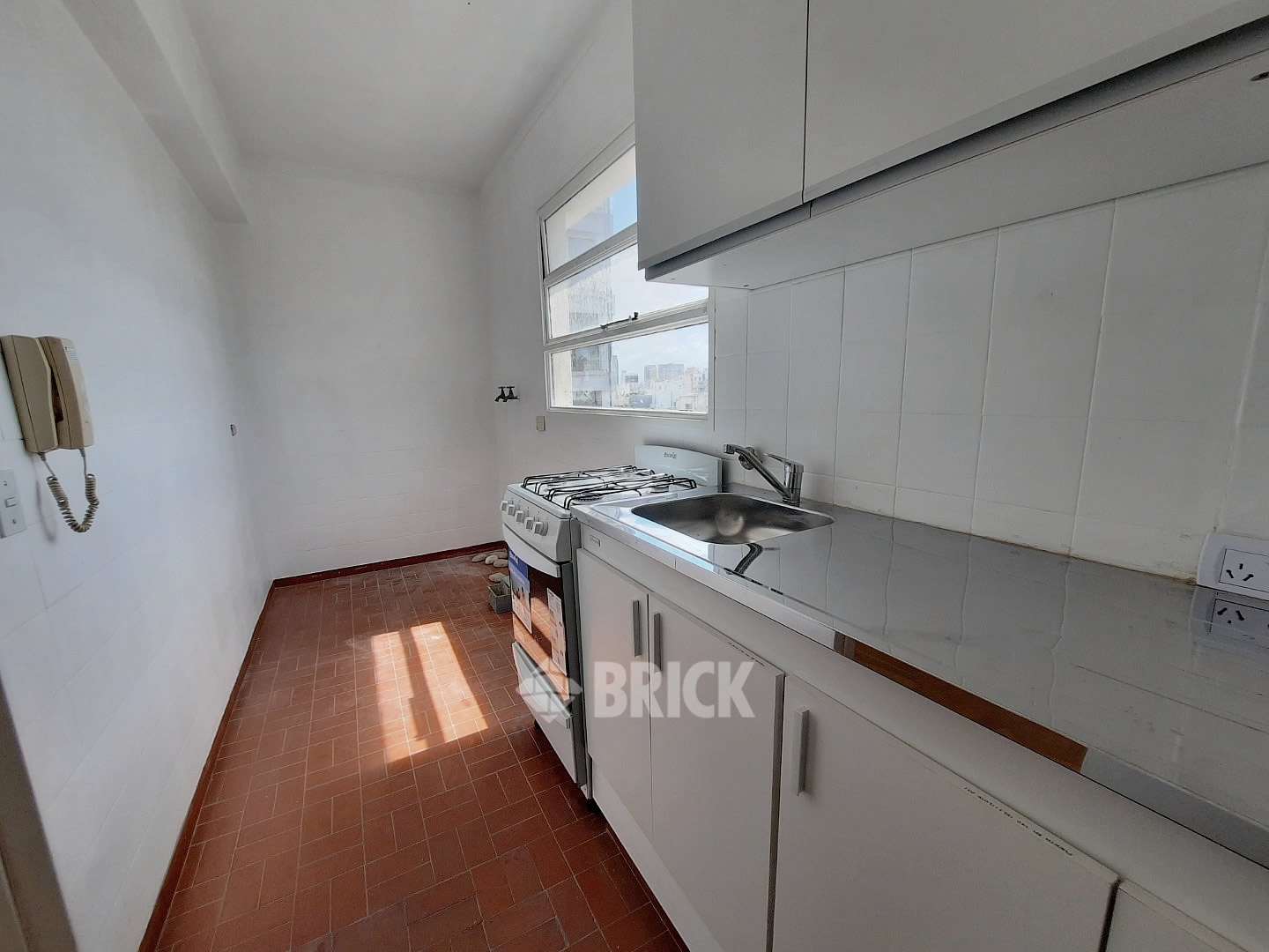 LARREA al 900 Piso 12 15