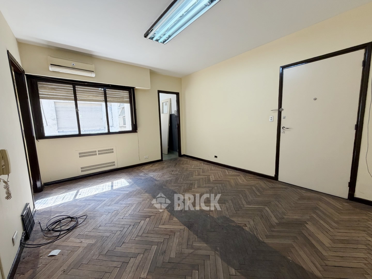 SARMIENTO al 1300 Piso 2 1