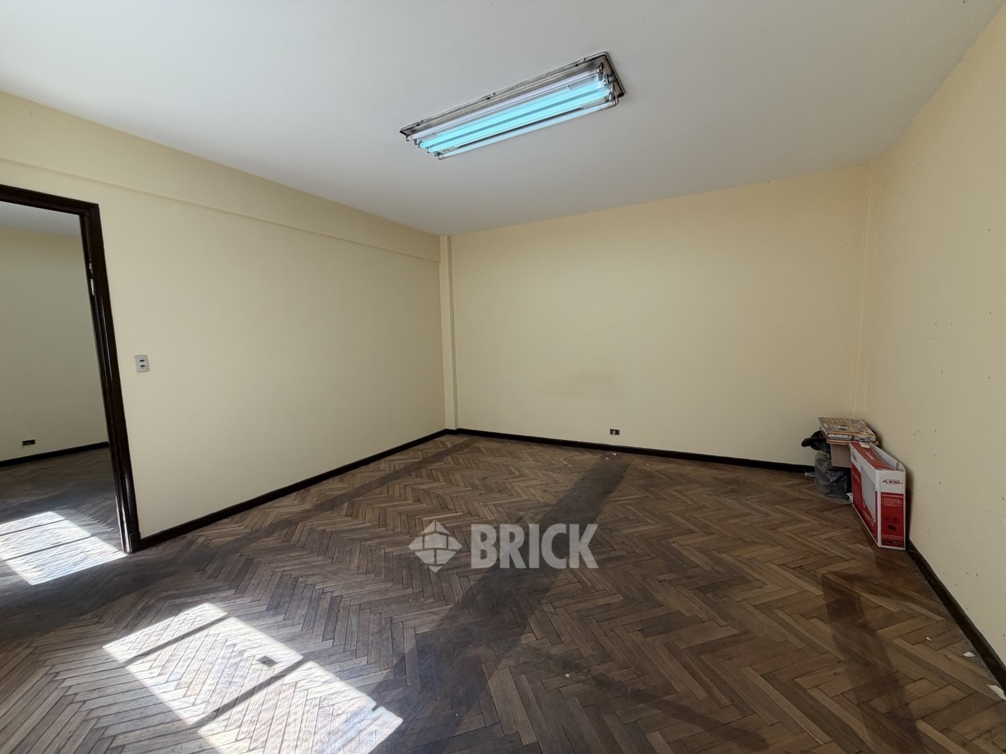 SARMIENTO al 1300 Piso 2 10