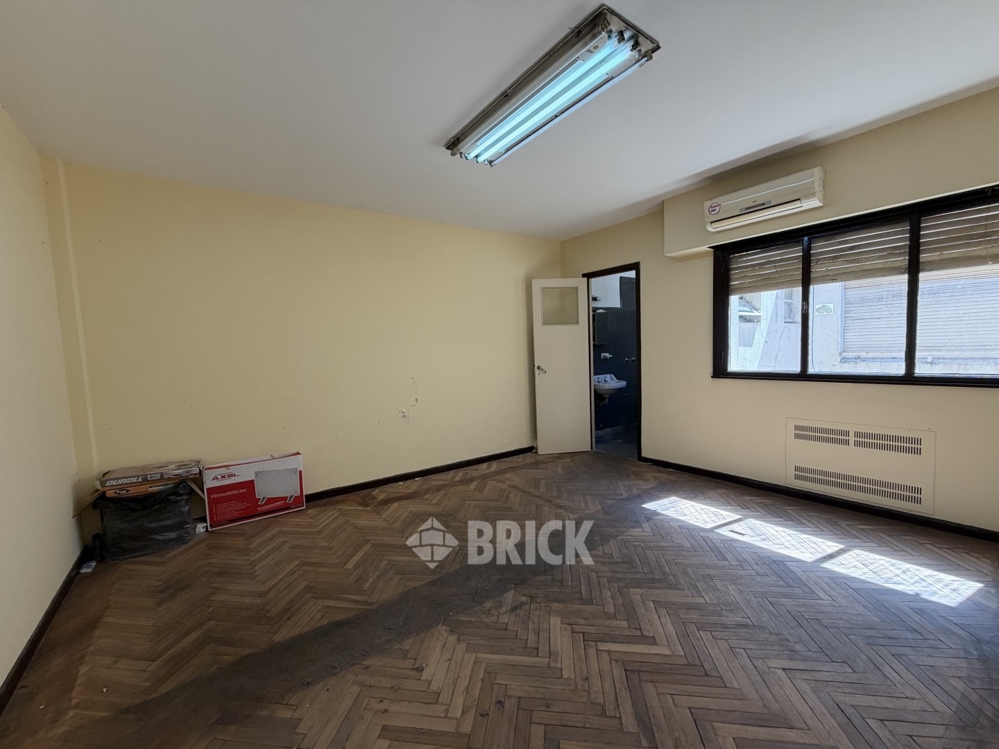 SARMIENTO al 1300 Piso 2 11
