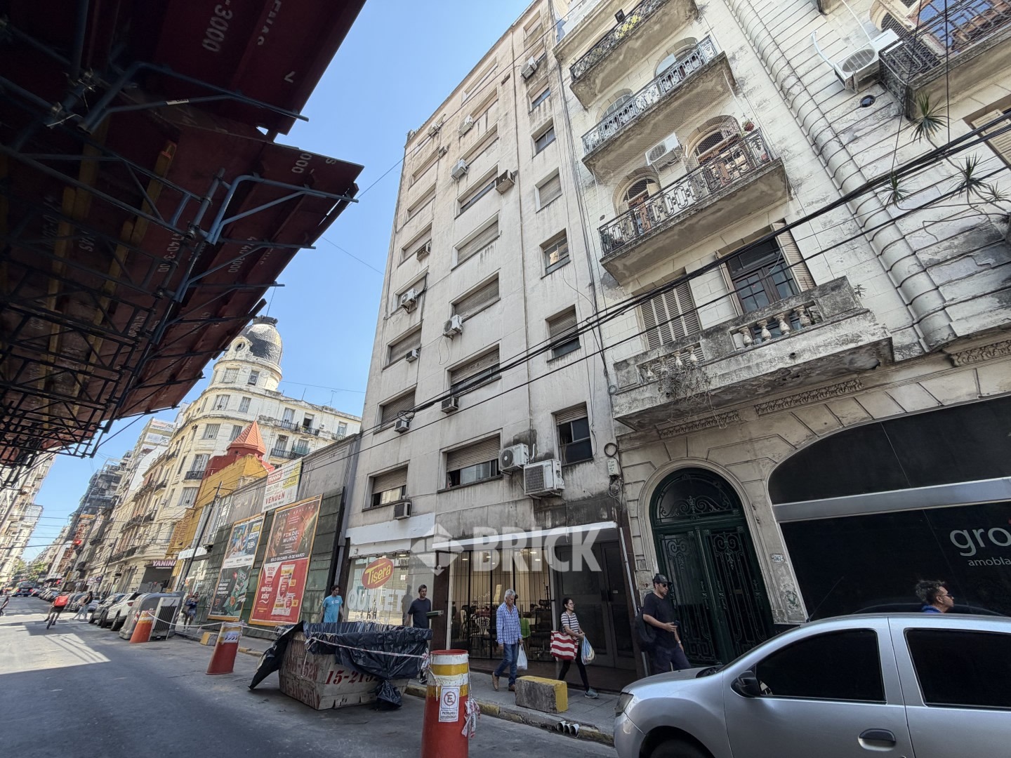 SARMIENTO al 1300 Piso 2 21