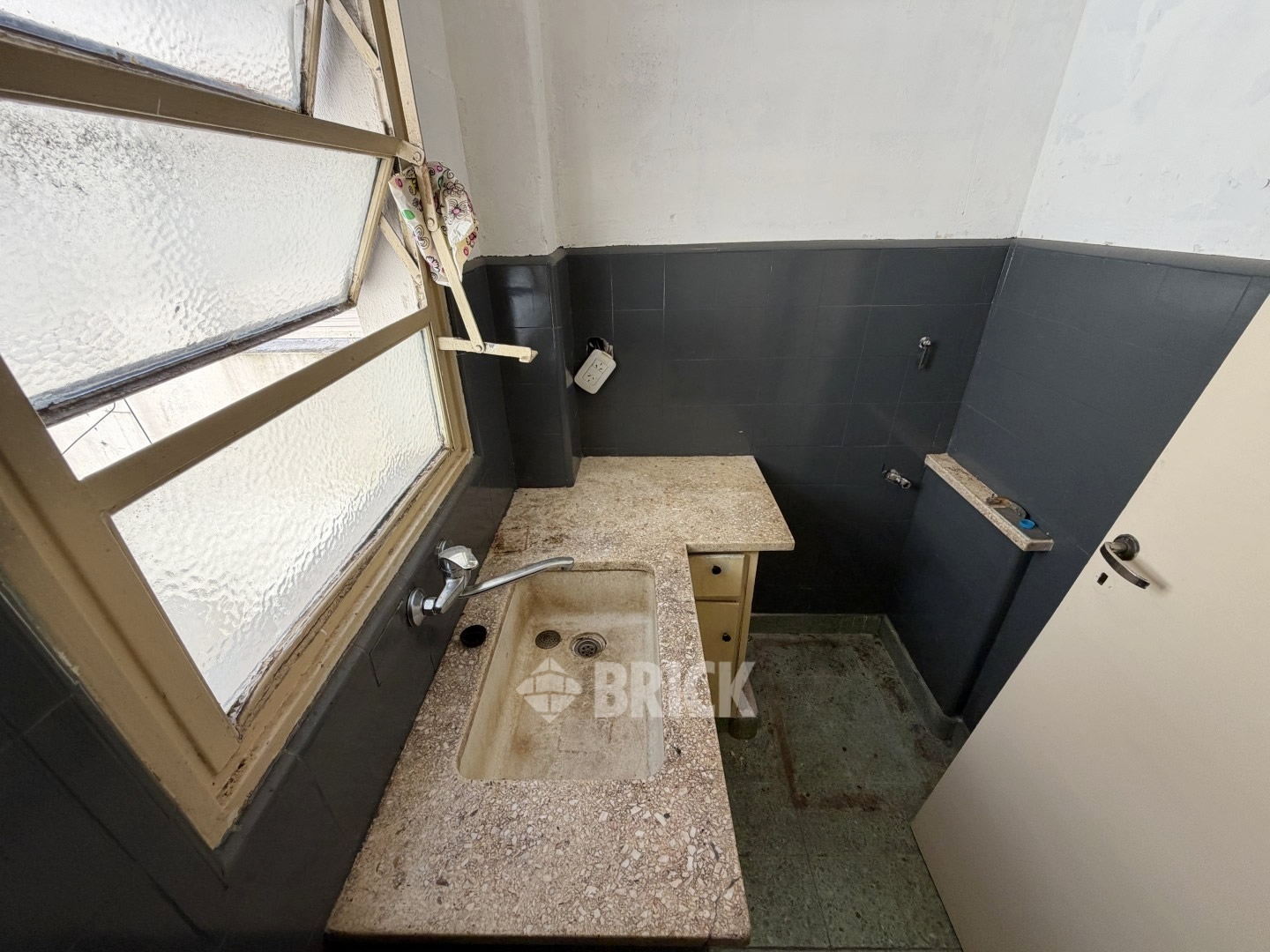 SARMIENTO al 1300 Piso 2 7