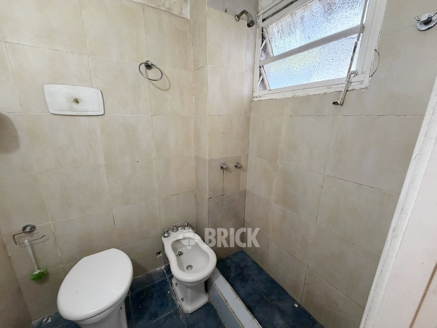 SARMIENTO al 1300 Piso 3 12