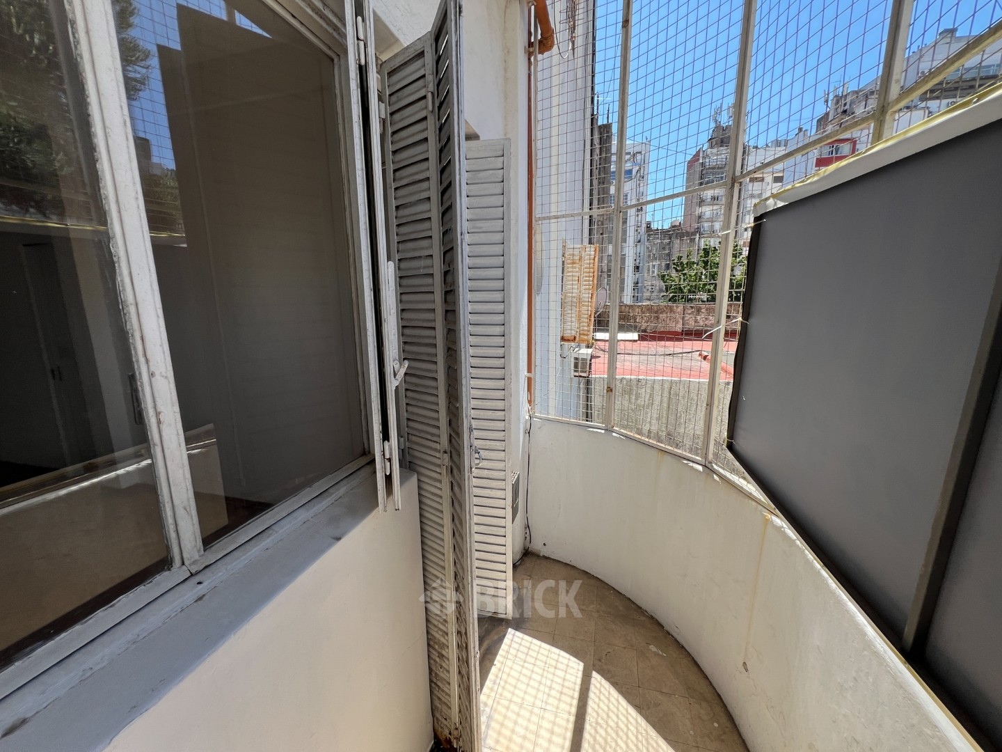 LARREA al 700 Piso 3 5