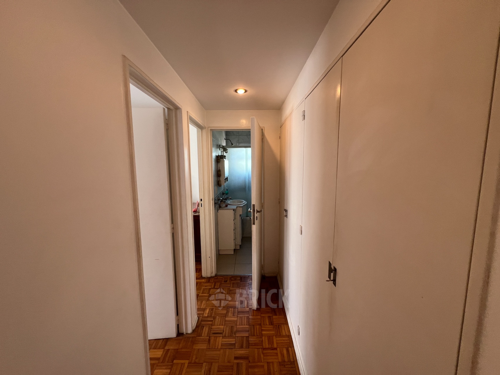 WASHINGTON al 2400 Piso 6 6