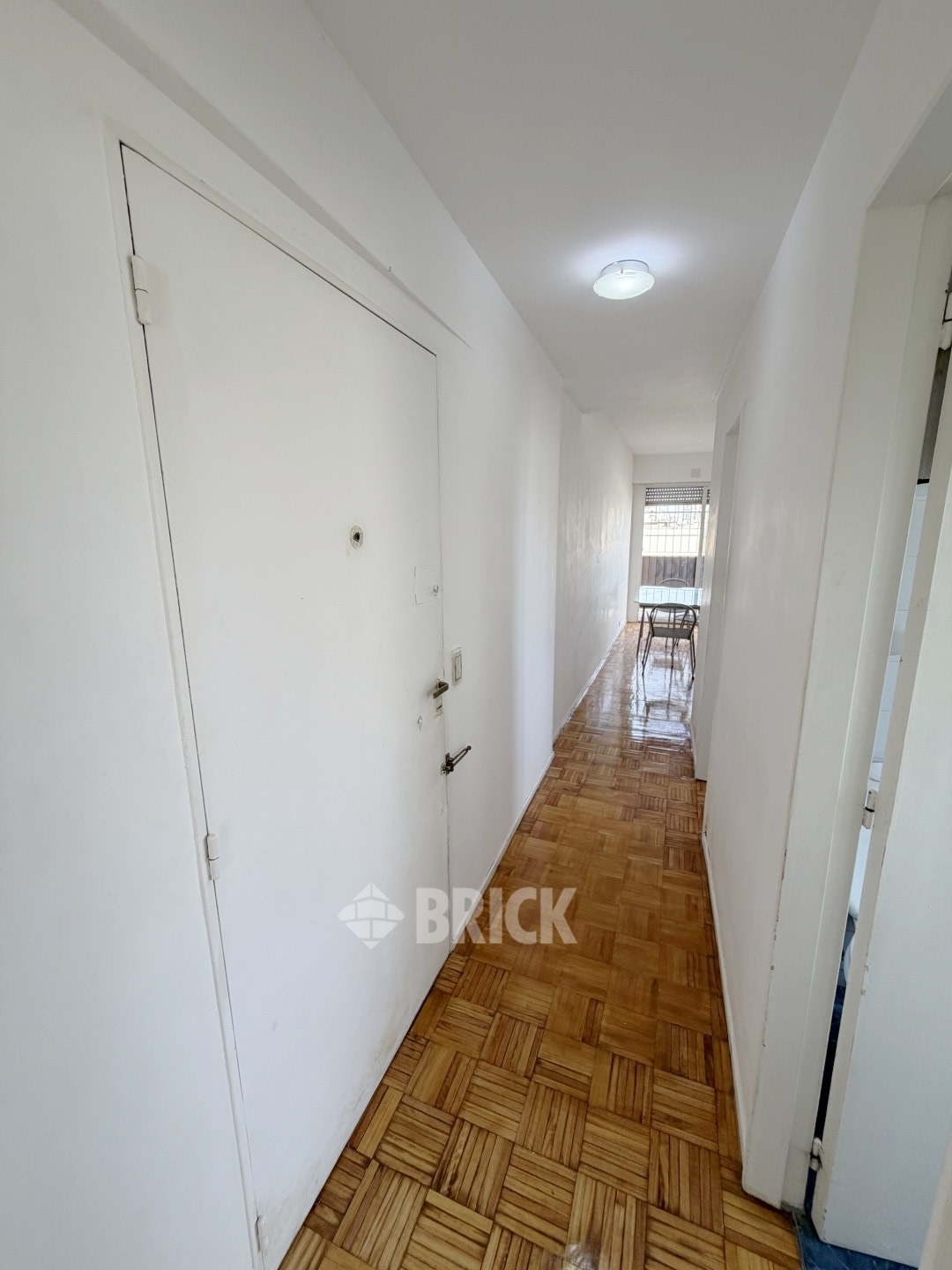 ALVEAR, MARCELO T. DE al 1900 Piso 11 10