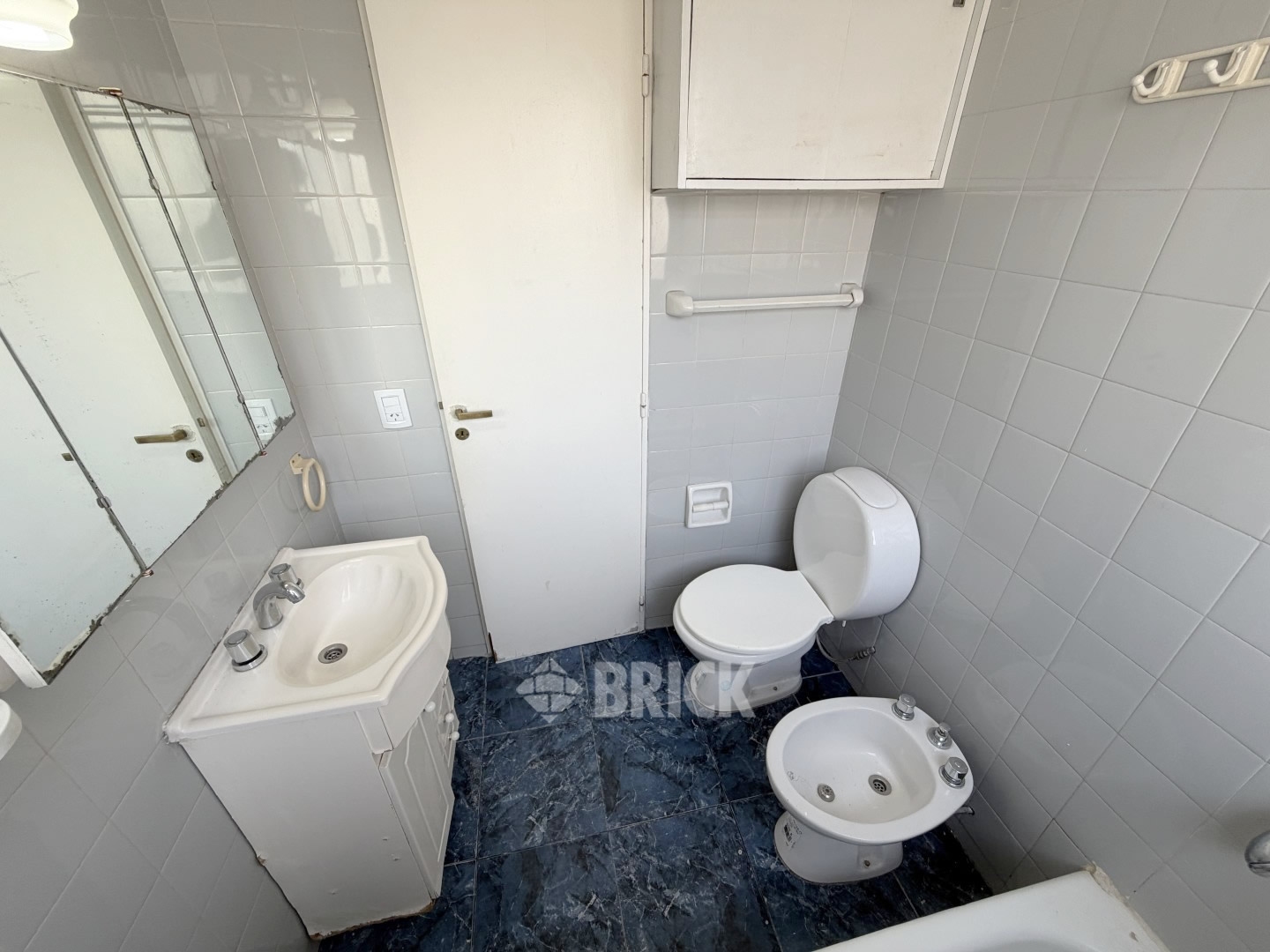 ALVEAR, MARCELO T. DE al 1900 Piso 11 16