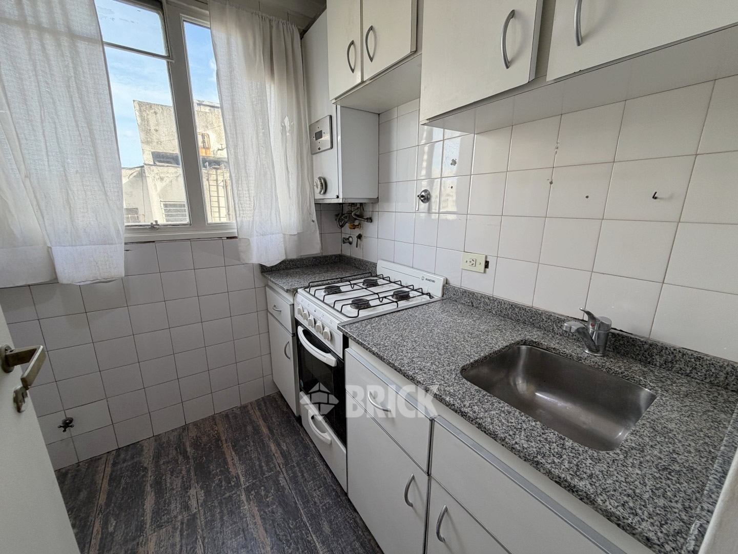 ALVEAR, MARCELO T. DE al 1900 Piso 11 17