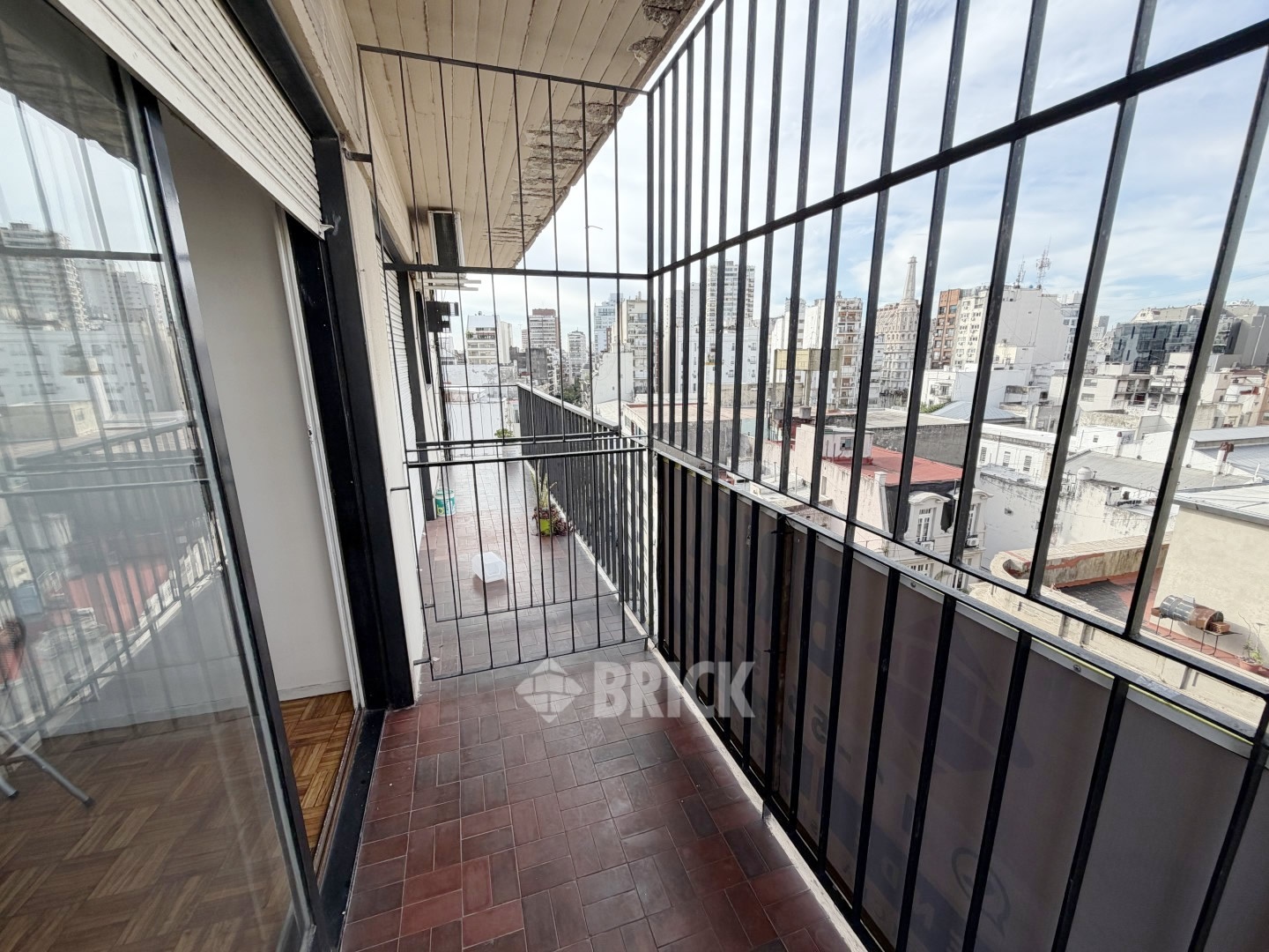 ALVEAR, MARCELO T. DE al 1900 Piso 11 7