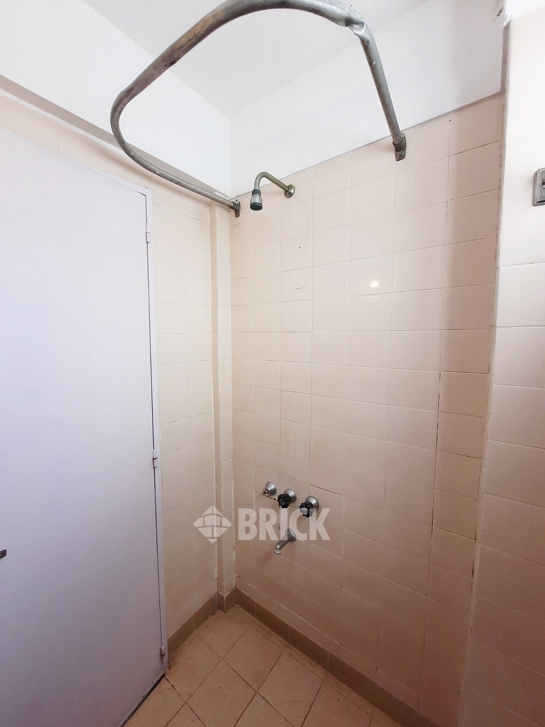 CONDE al 1000 Piso 3 10