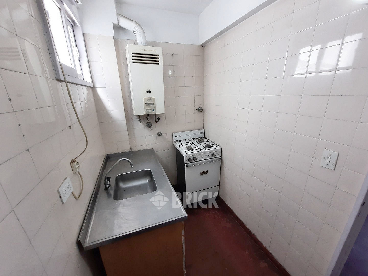 CONDE al 1000 Piso 3 13