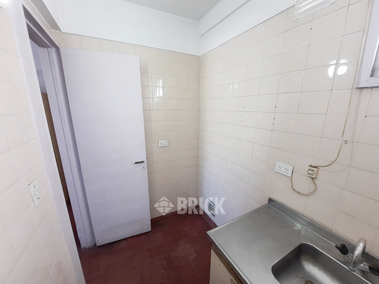 CONDE al 1000 Piso 3 14