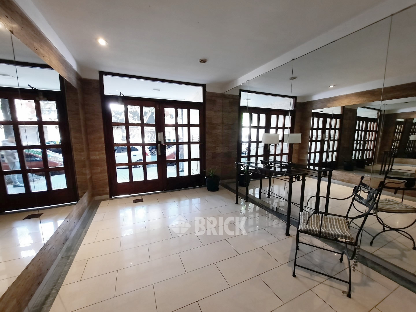 CONDE al 1000 Piso 3 15