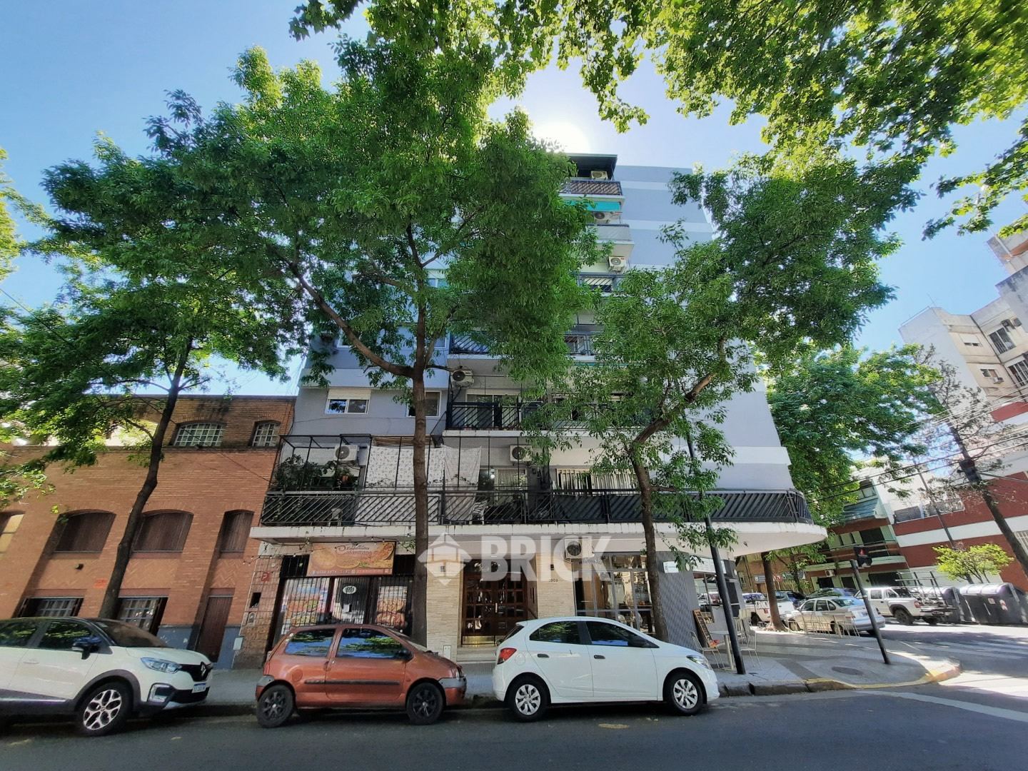 CONDE al 1000 Piso 3 18