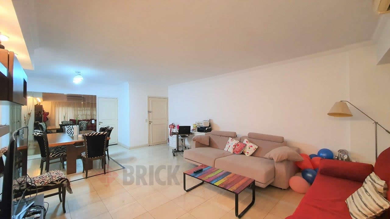 PUEYRREDON, AV. al 1300 Piso 9 4