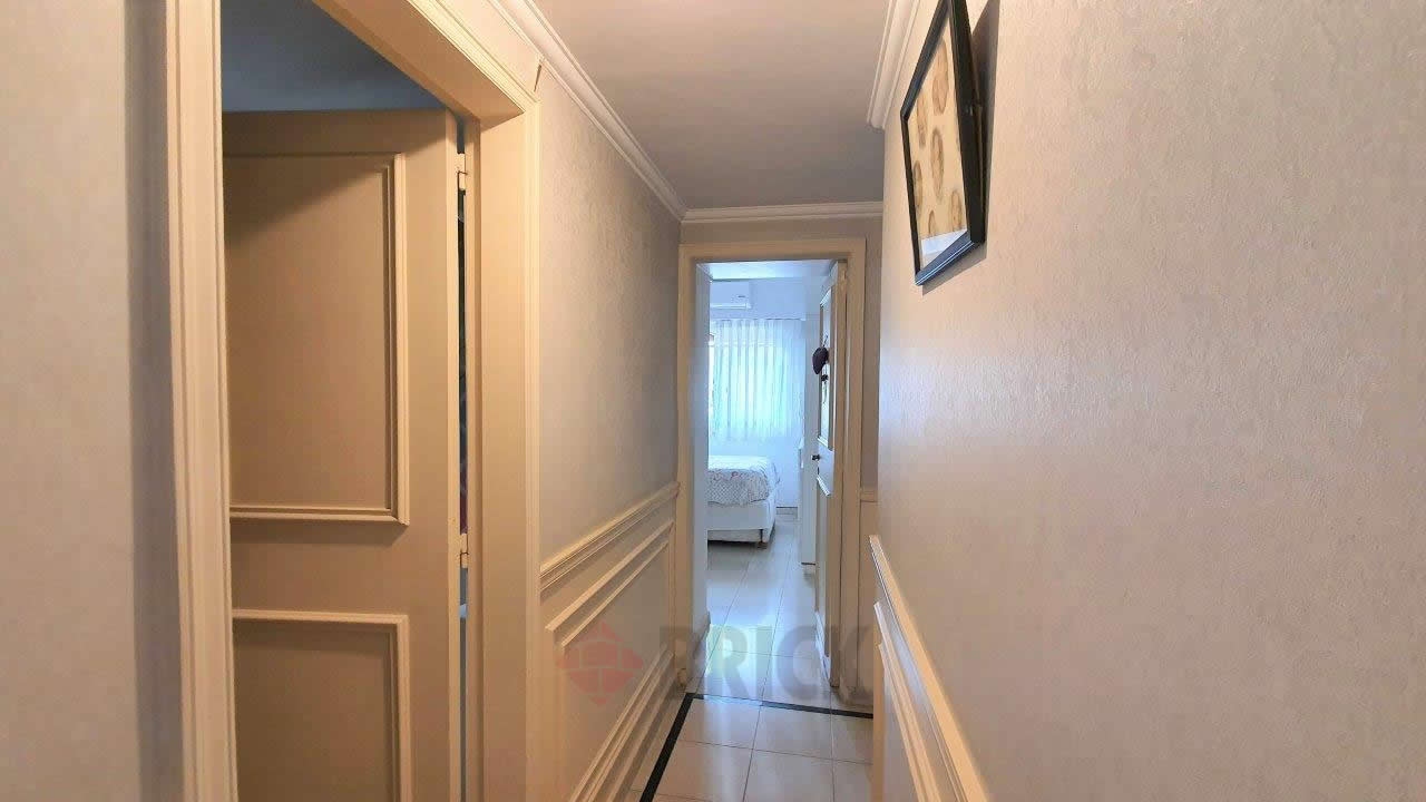 PUEYRREDON, AV. al 1300 Piso 9 5