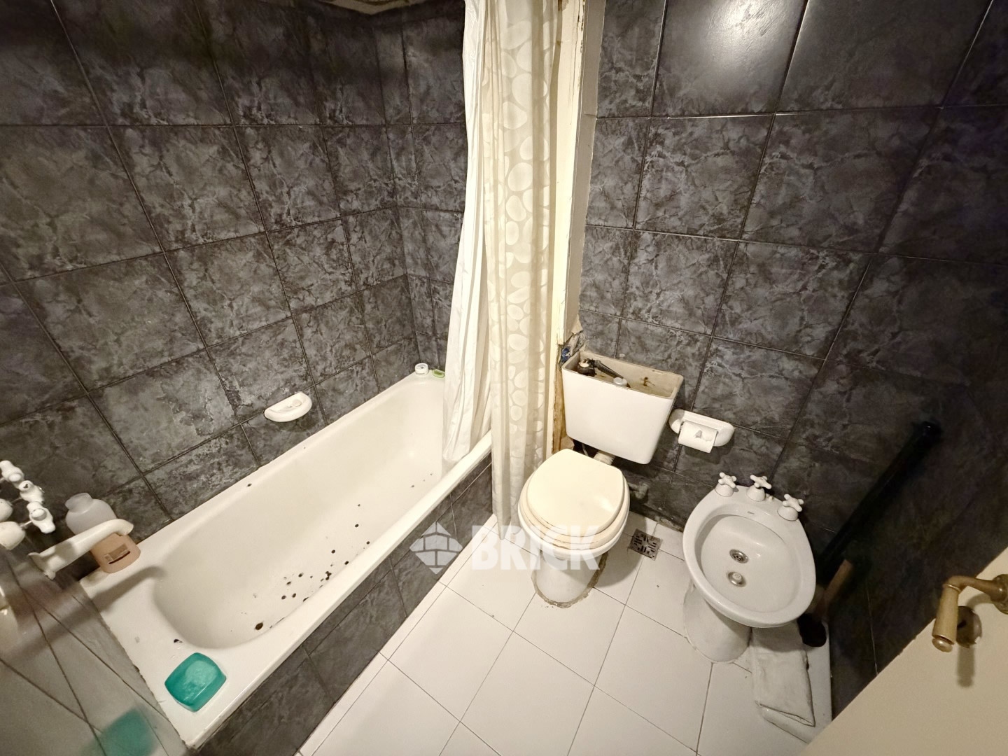 MORENO al 2100 Piso PB 14