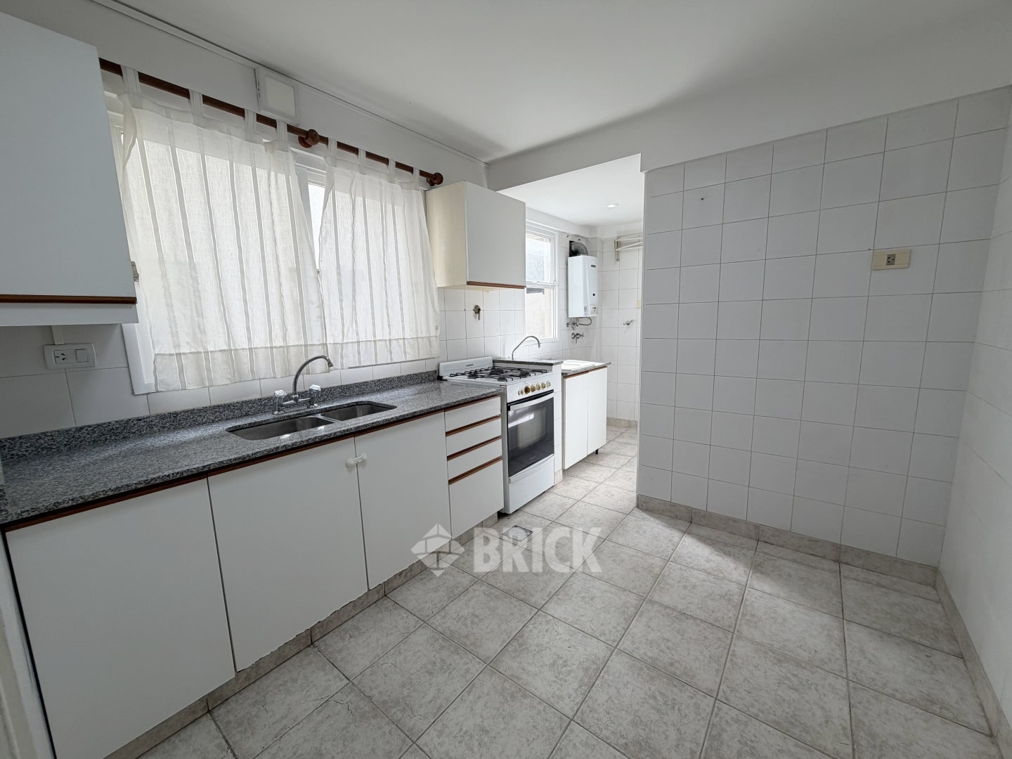 CABRERA, JOSE ANTONIO al 3500 Piso 4 20